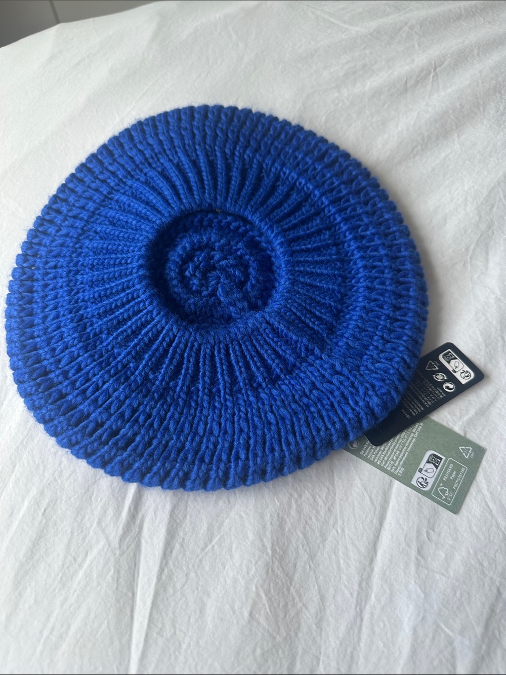 NWT H&M Divided blue hat - Picture 3 of 8